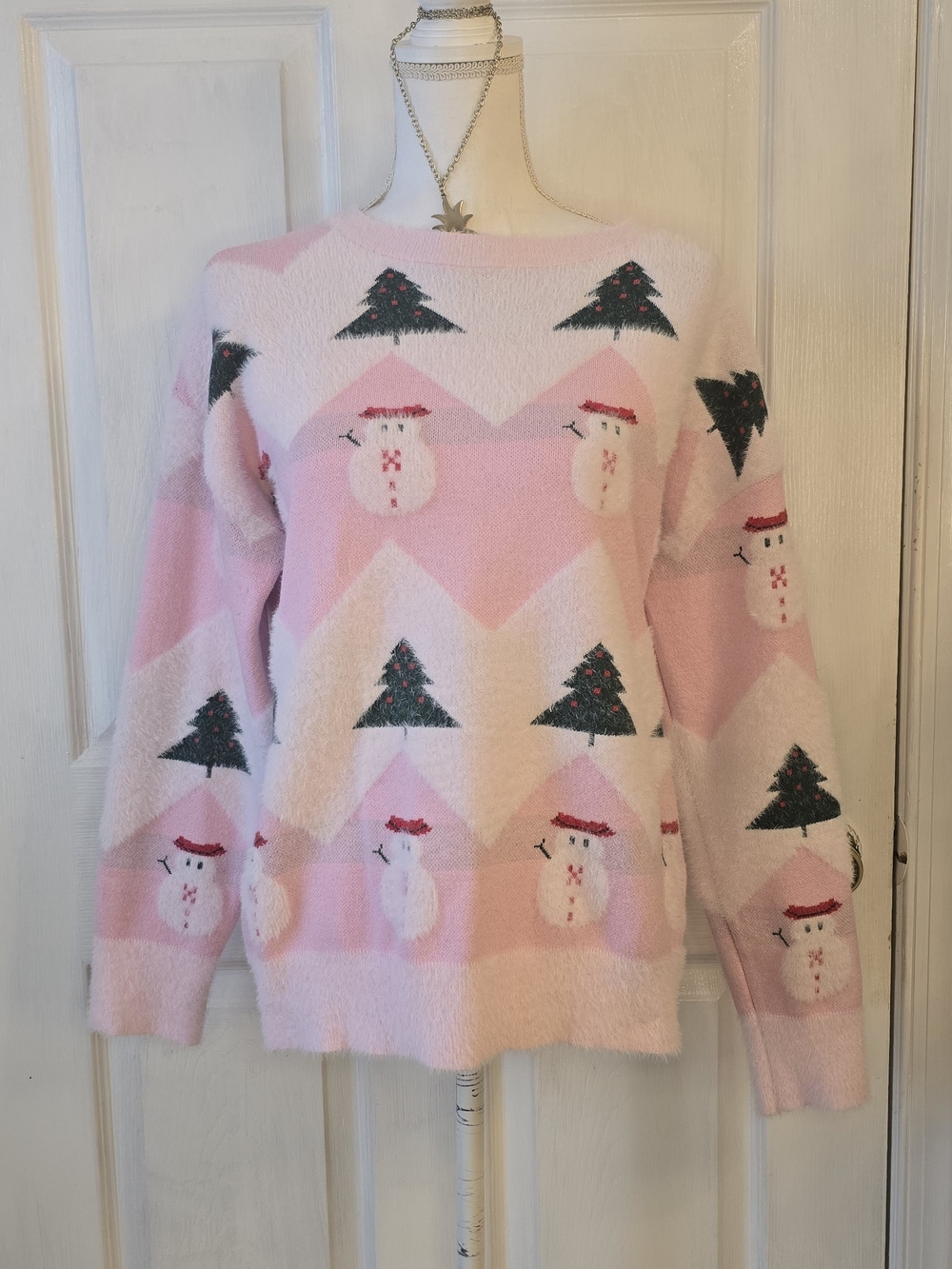 Pink Chriatmas Holiday Snowman & Tree Crewneck Sweater Barbiecore Fun Festive